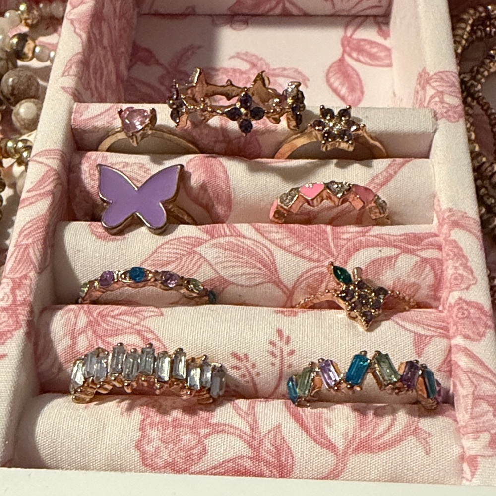 Elegant Gold and Purple Butterfly Ring Set